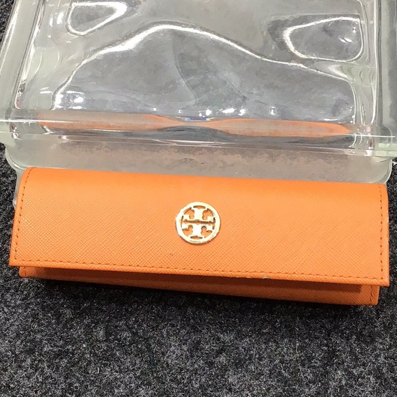 Tory Burch set of 2 sunglasses cases large and small - Picture 7 of 12